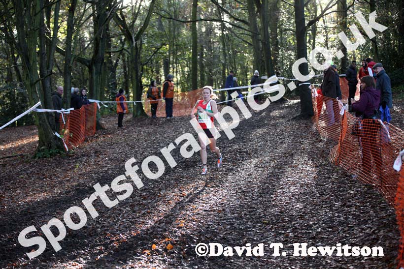 Stephanie Twell (Aldershot Farnham and District) leads the senior womens National Cross Country Relays, Berry Hill Park, Mansfield. Photo: David T. Hewitson/Sports for All Pics